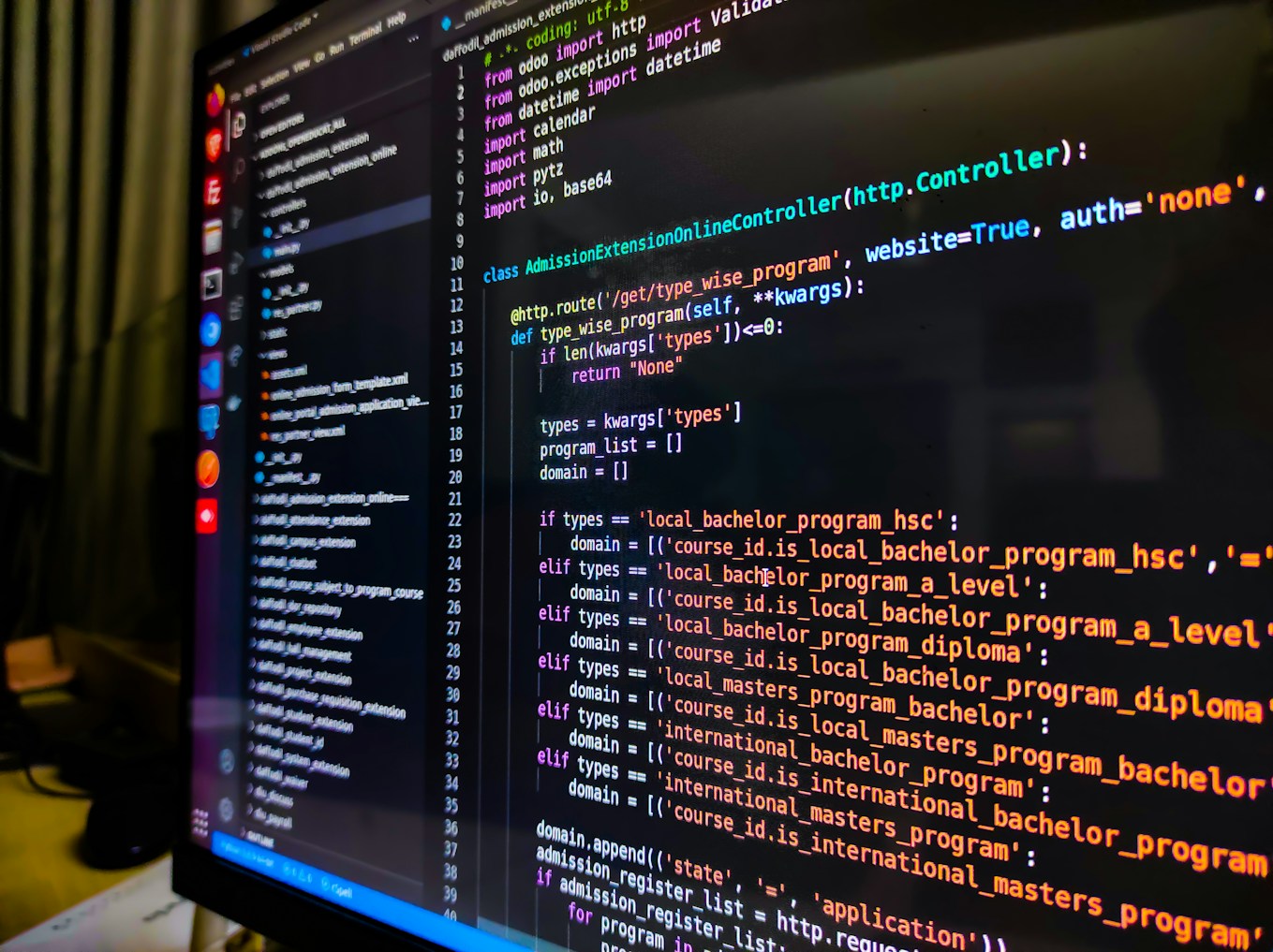 Code and machine-readable content