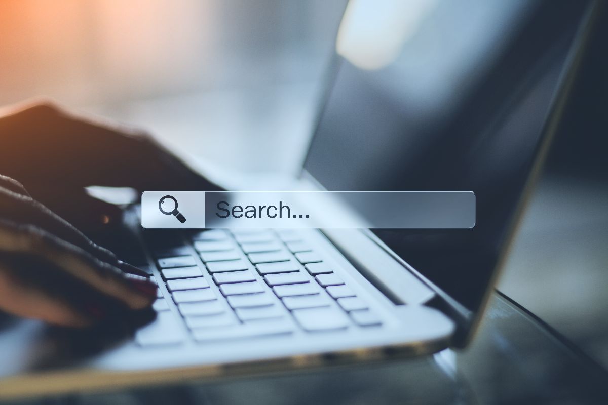 A professional checking the SEO and AEO strategy 